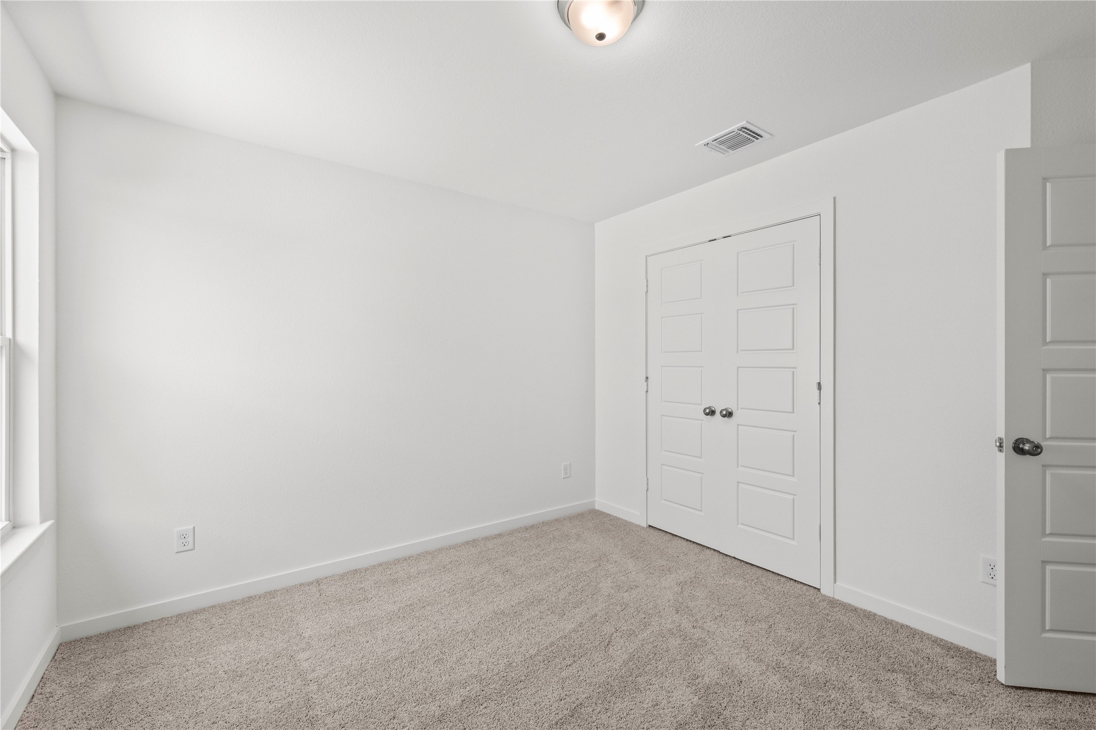 111 Adaline Bend Mcgregor TX 76657