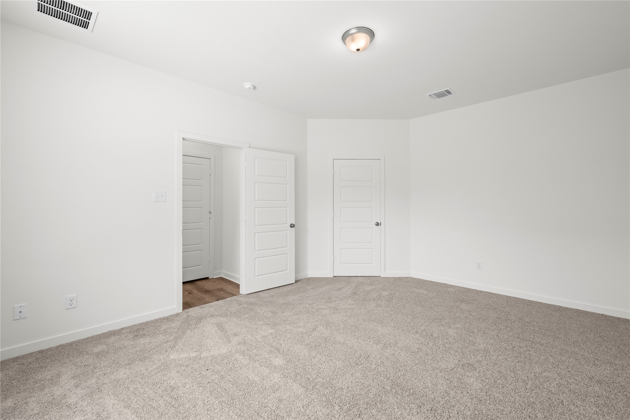 111 Adaline Bend Mcgregor TX 76657