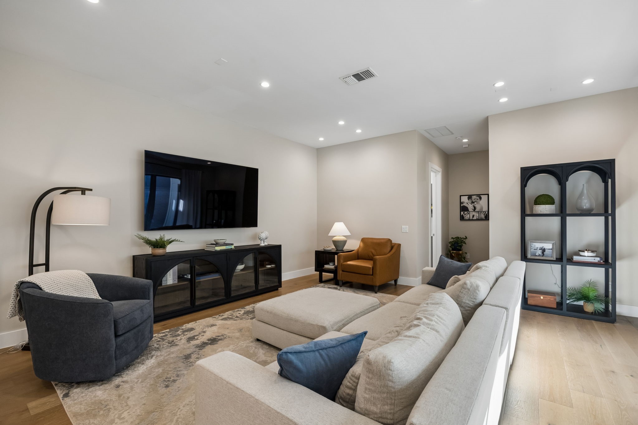 3320 Walchard Court Dallas TX 75229