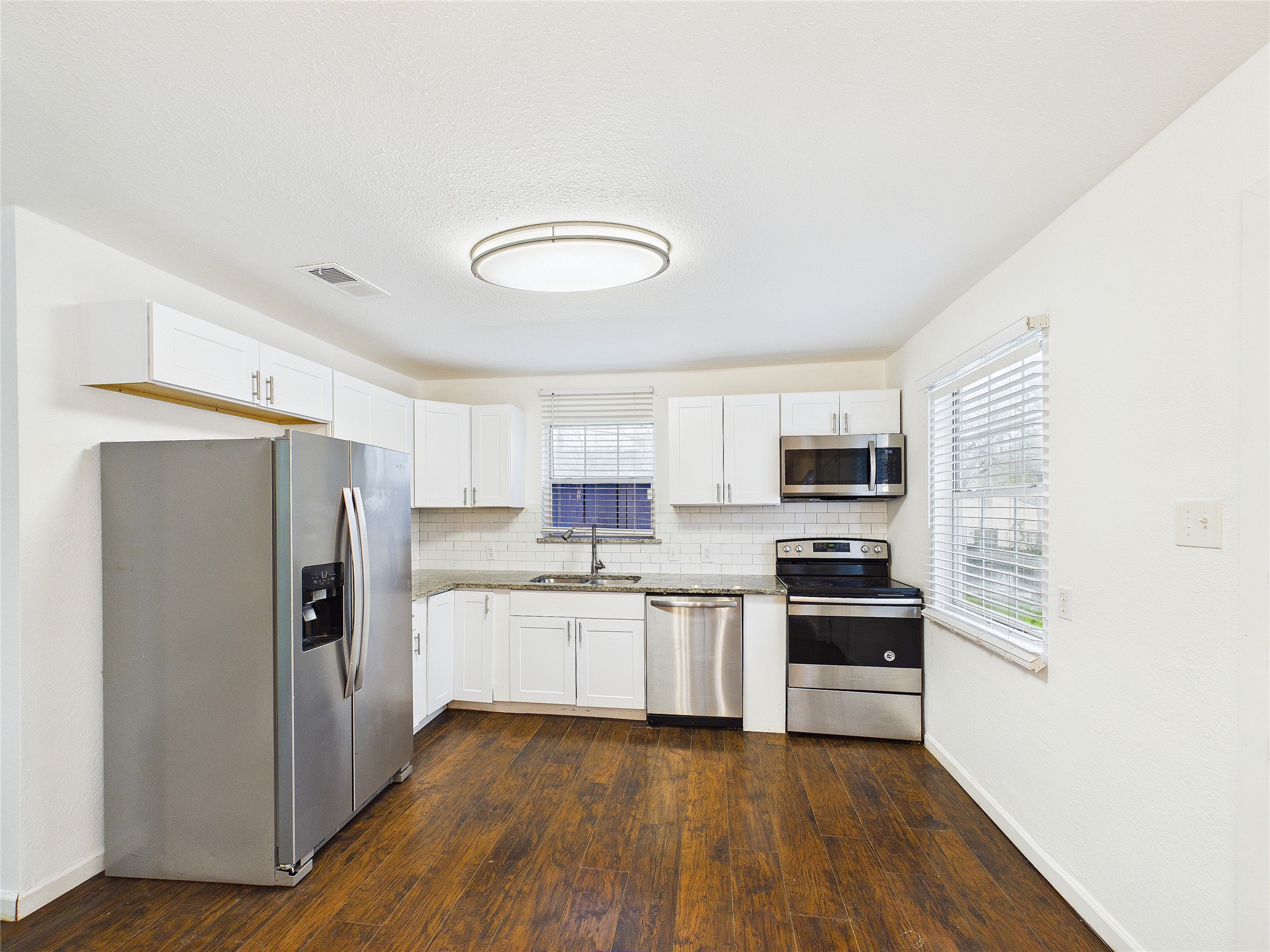 2928 Mitchell Boulevard Fort Worth TX 76105