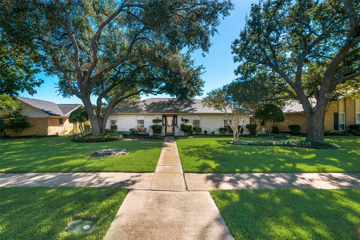 802 Hillsdale Drive Richardson TX 75081