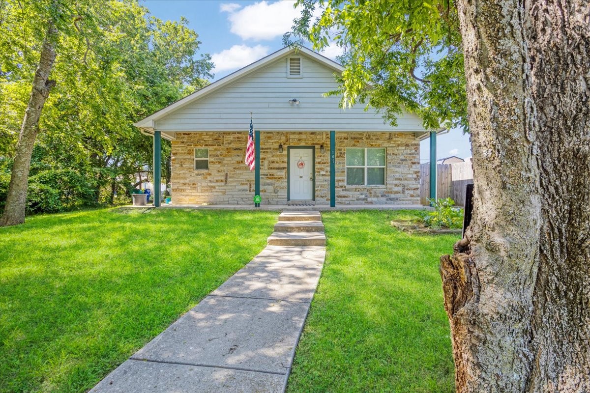 105 William Street Pottsboro TX 75076