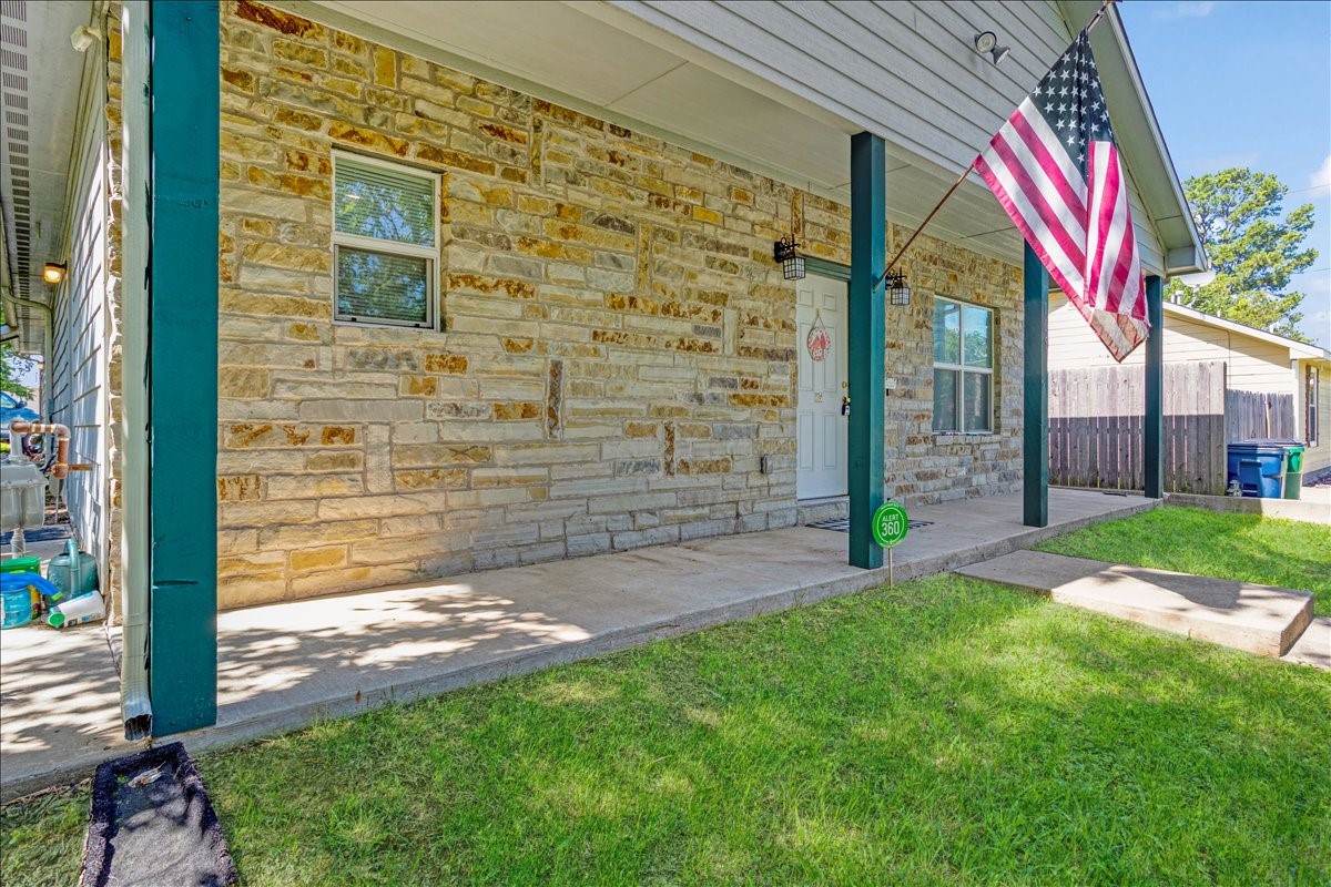105 William Street Pottsboro TX 75076