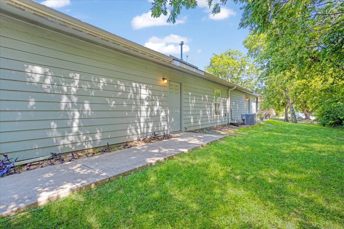 105 William Street Pottsboro TX 75076