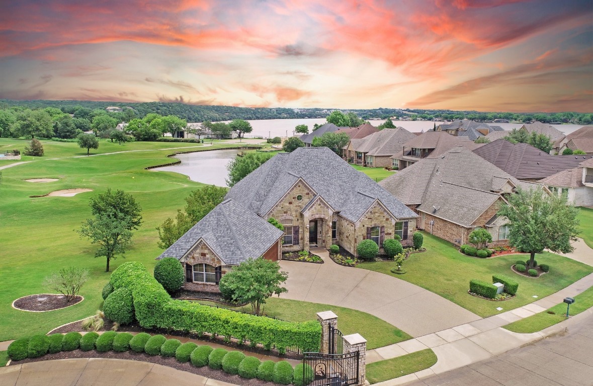 2303 Alexandria Drive Granbury TX 76048