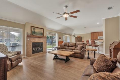 8909 Crestview Drive Denton TX 76207