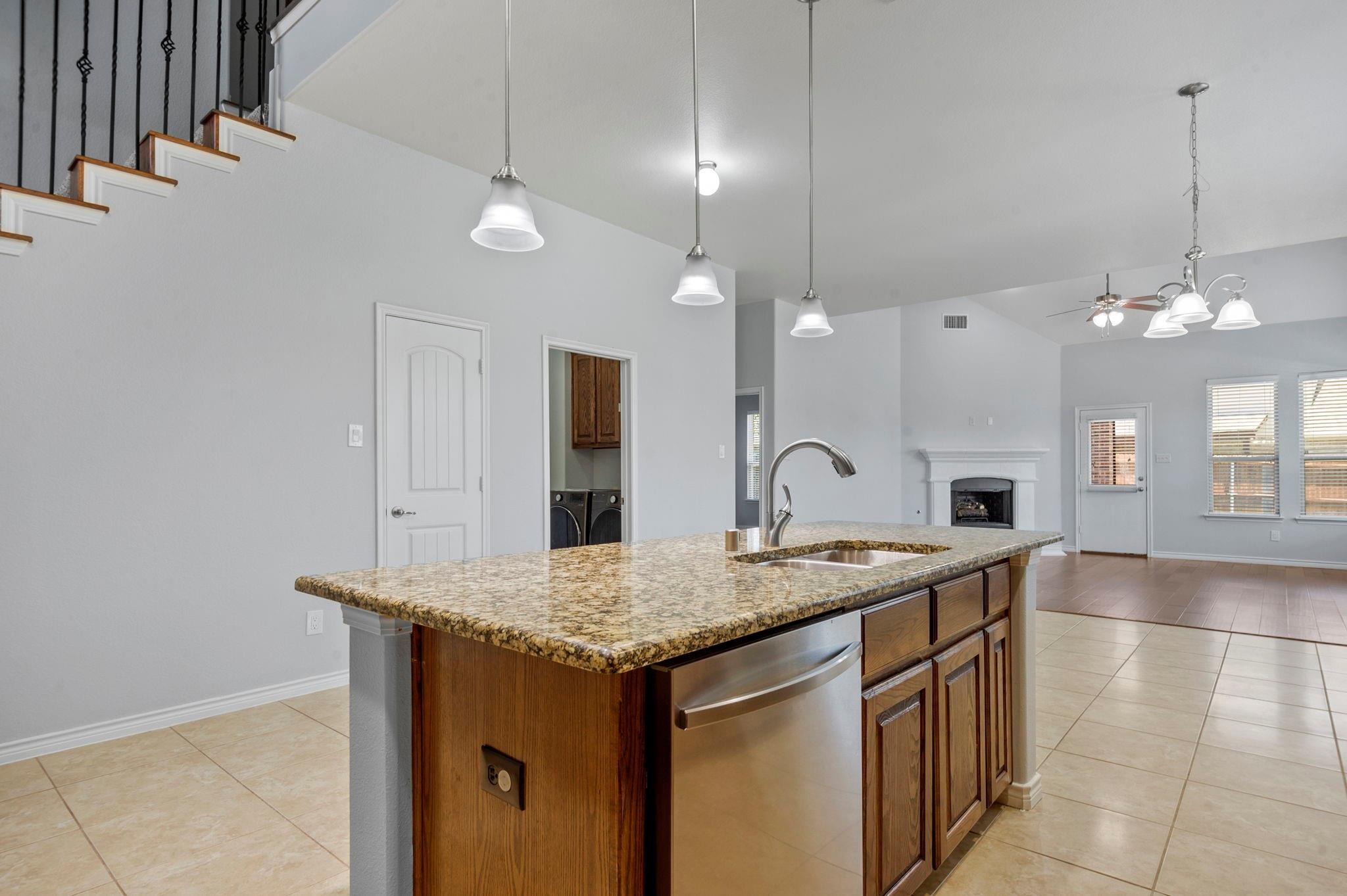 913 Lampassas Trail Mckinney TX 75072