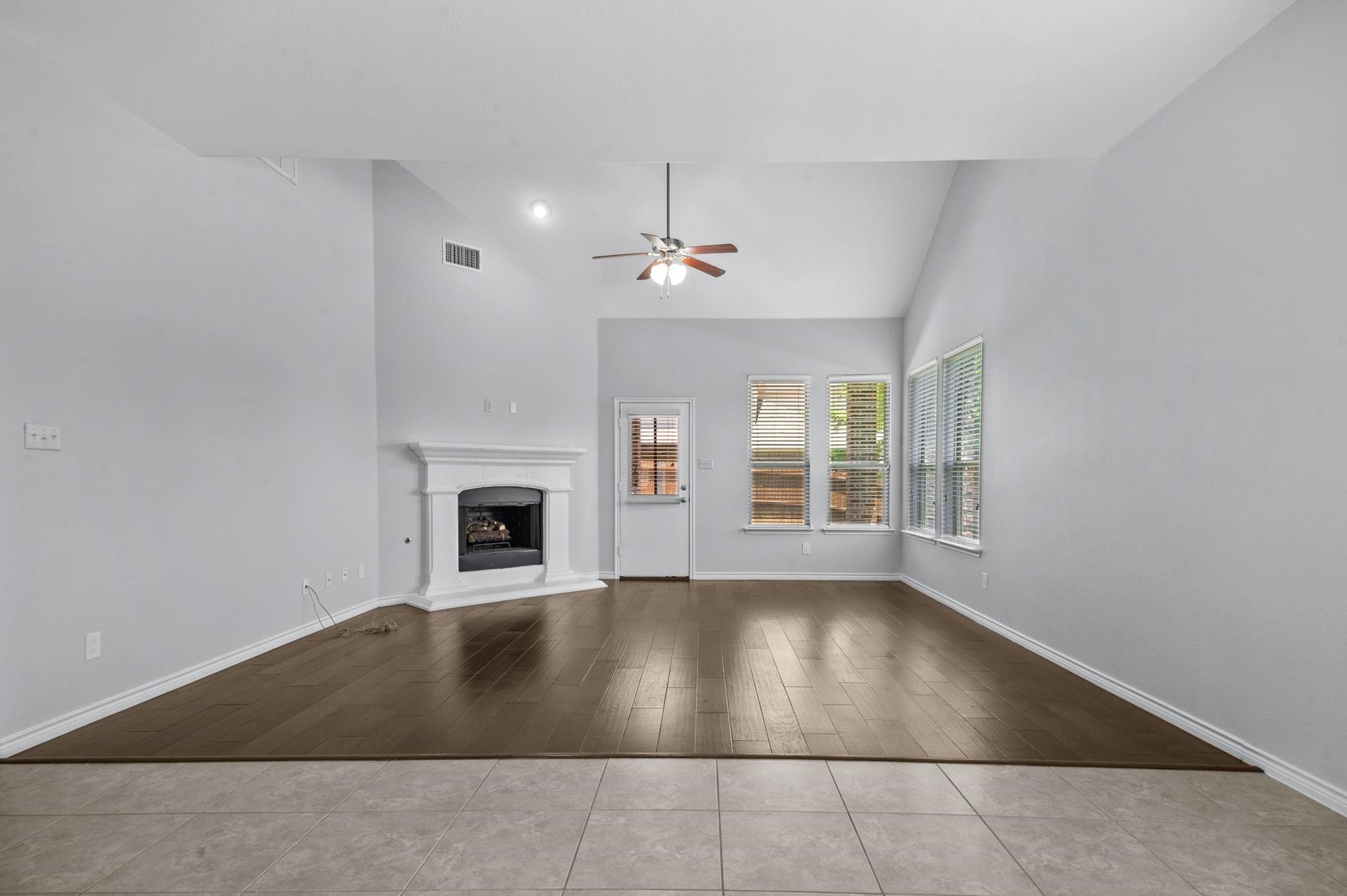 913 Lampassas Trail Mckinney TX 75072