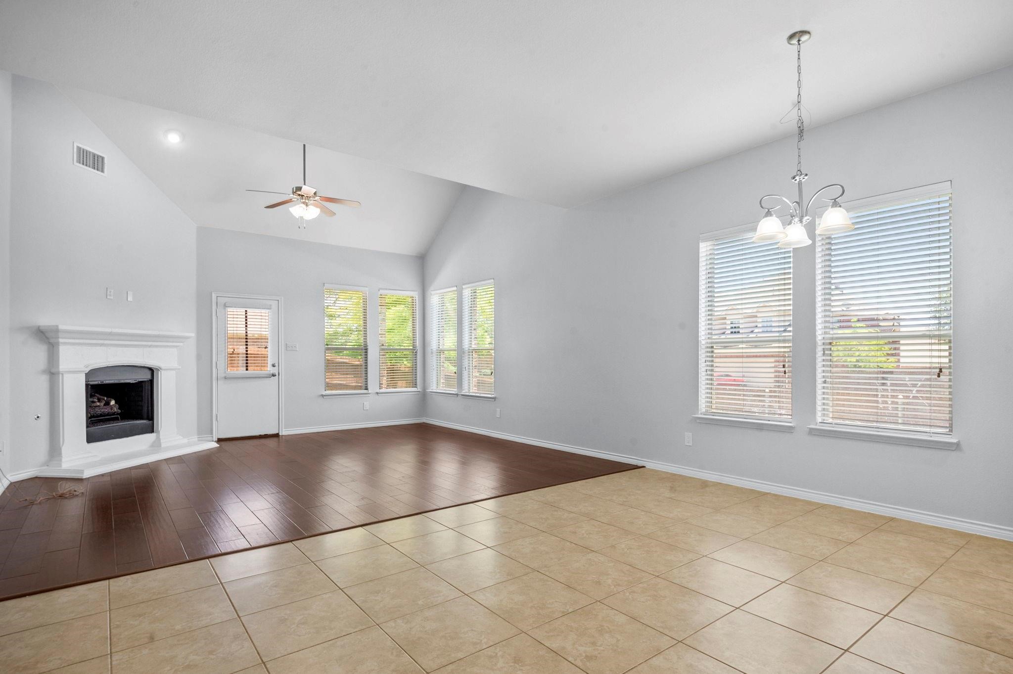 913 Lampassas Trail Mckinney TX 75072