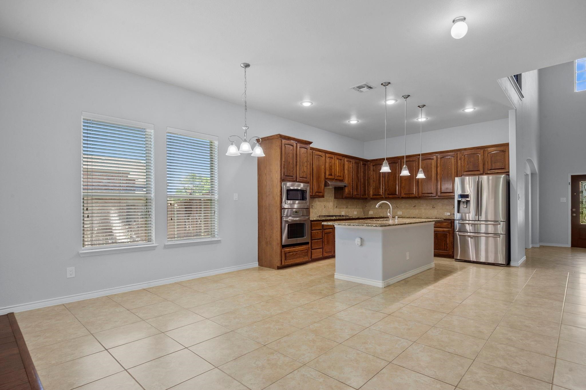 913 Lampassas Trail Mckinney TX 75072