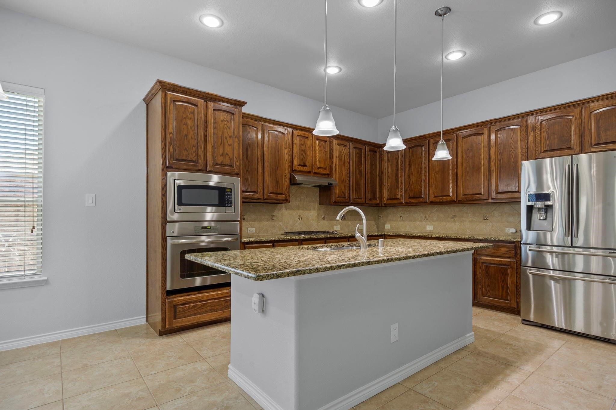 913 Lampassas Trail Mckinney TX 75072