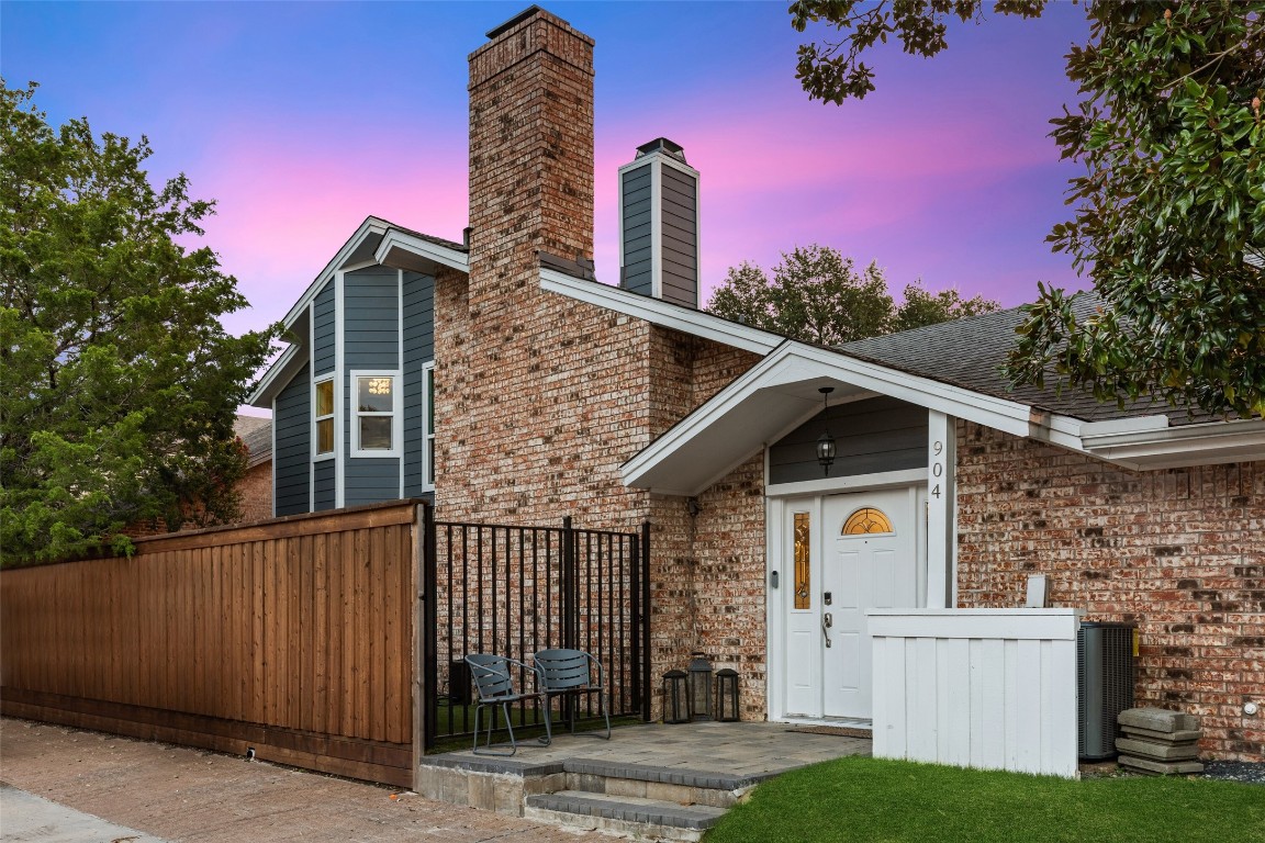 904 Liberty Street Dallas TX 75204