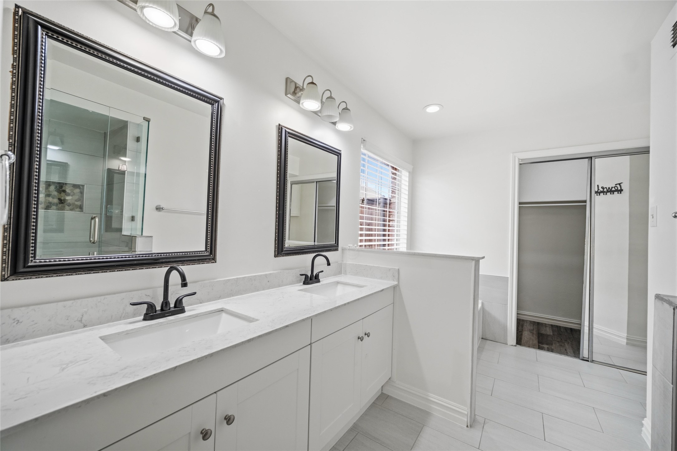 3219 Renaissance Drive Dallas TX 75287