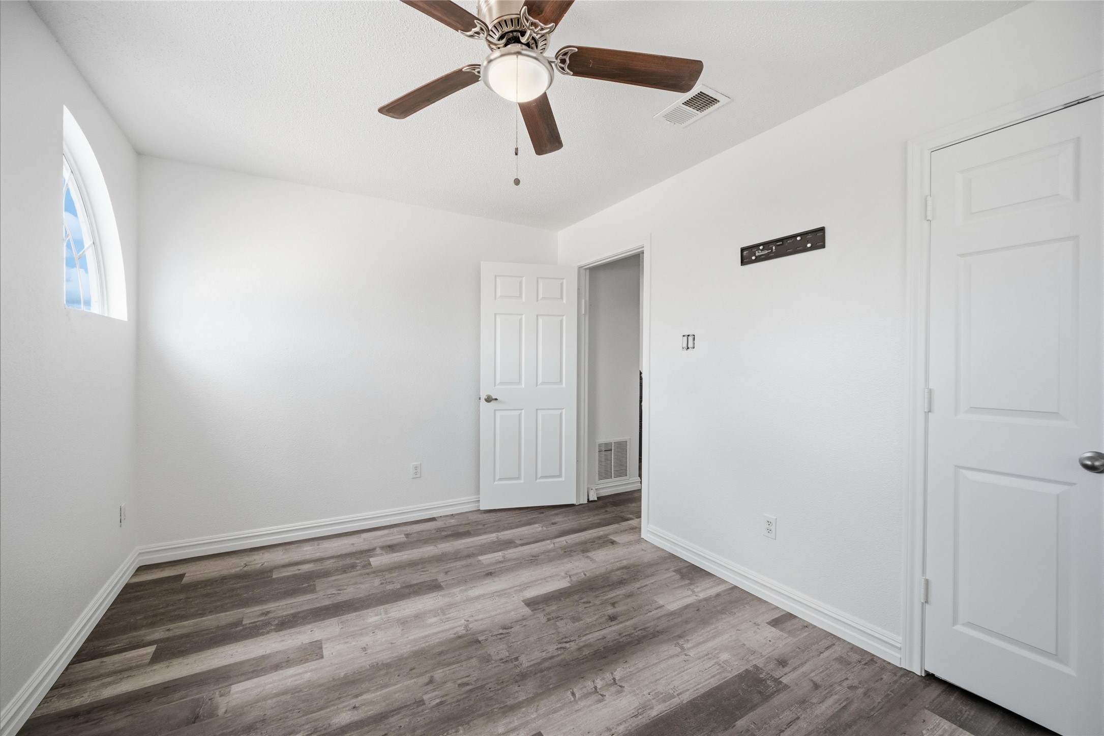 3219 Renaissance Drive Dallas TX 75287