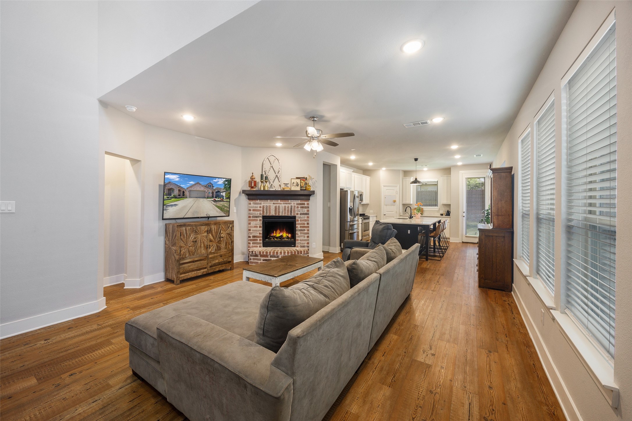 1821 Eagle Landing Van Alstyne TX 75495