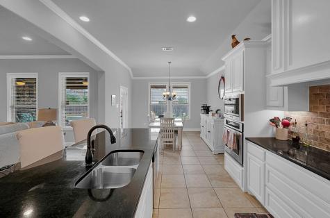 1012 Steamboat Drive Hewitt TX 76643