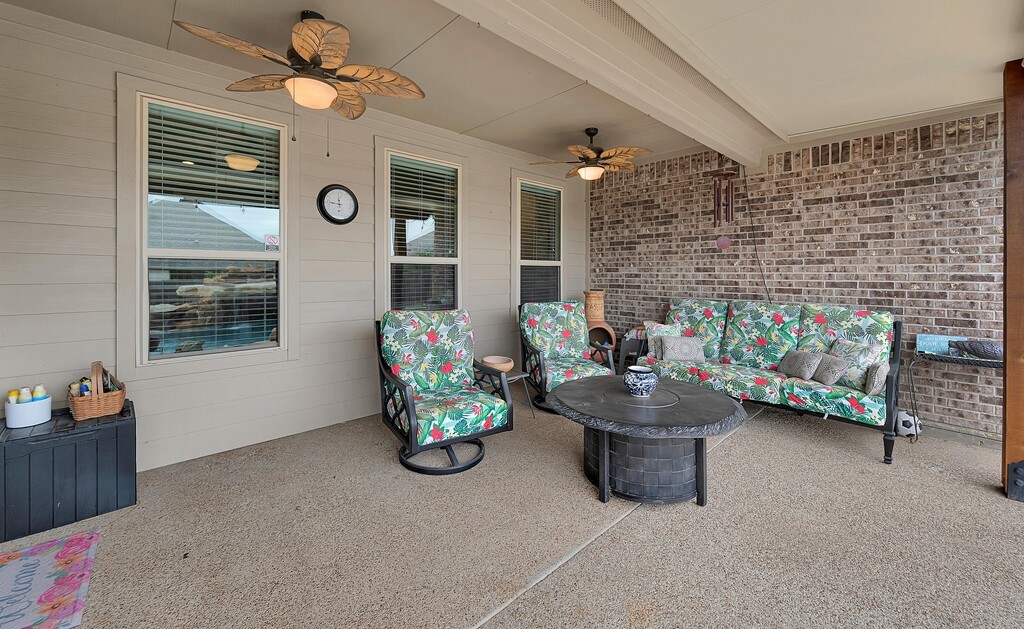 1012 Steamboat Drive Hewitt TX 76643