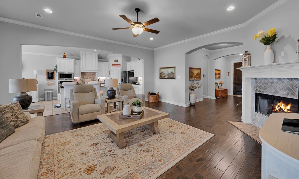 1012 Steamboat Drive Hewitt TX 76643