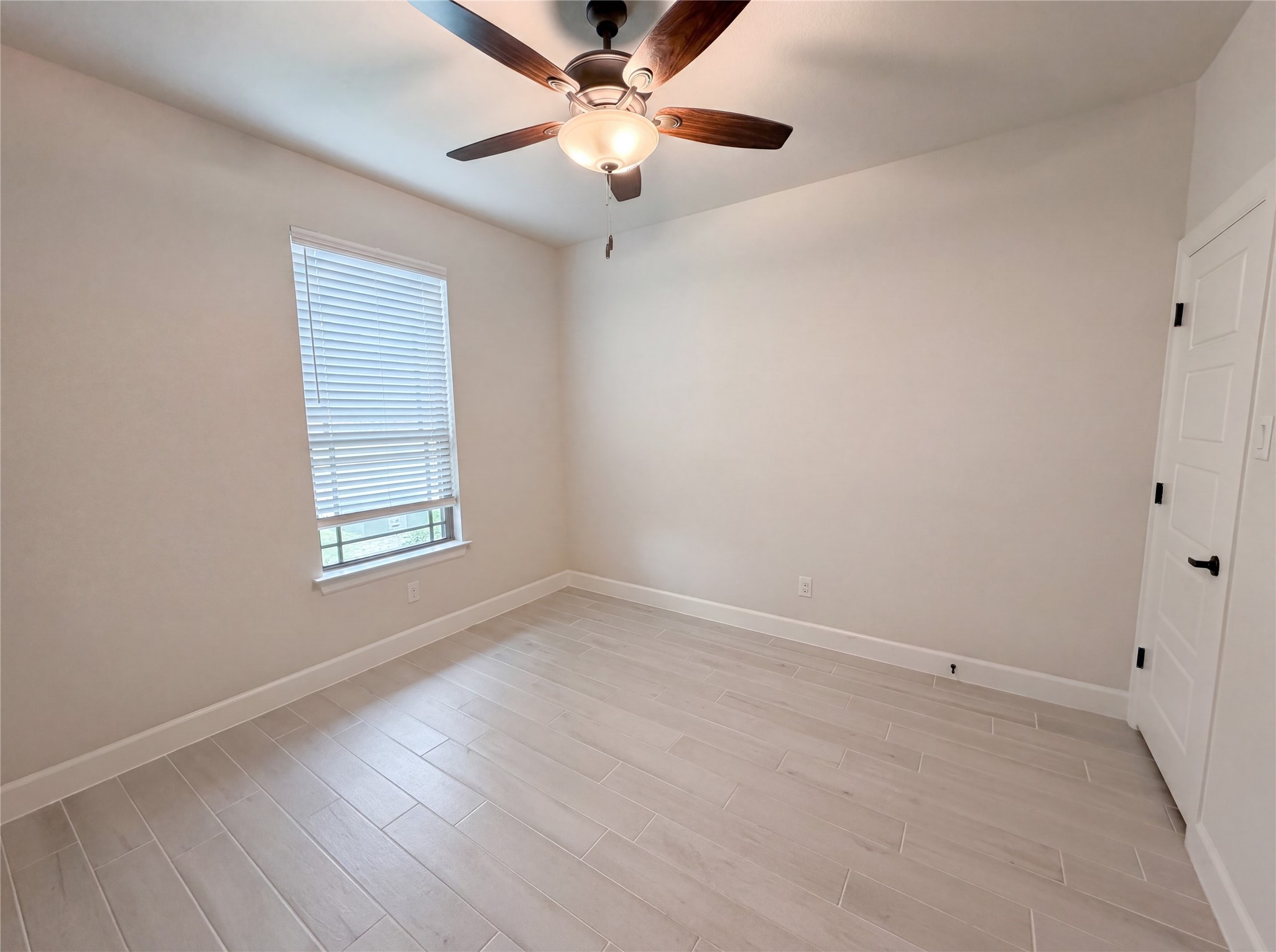 612 Wood Brook Lane Burleson TX 76028