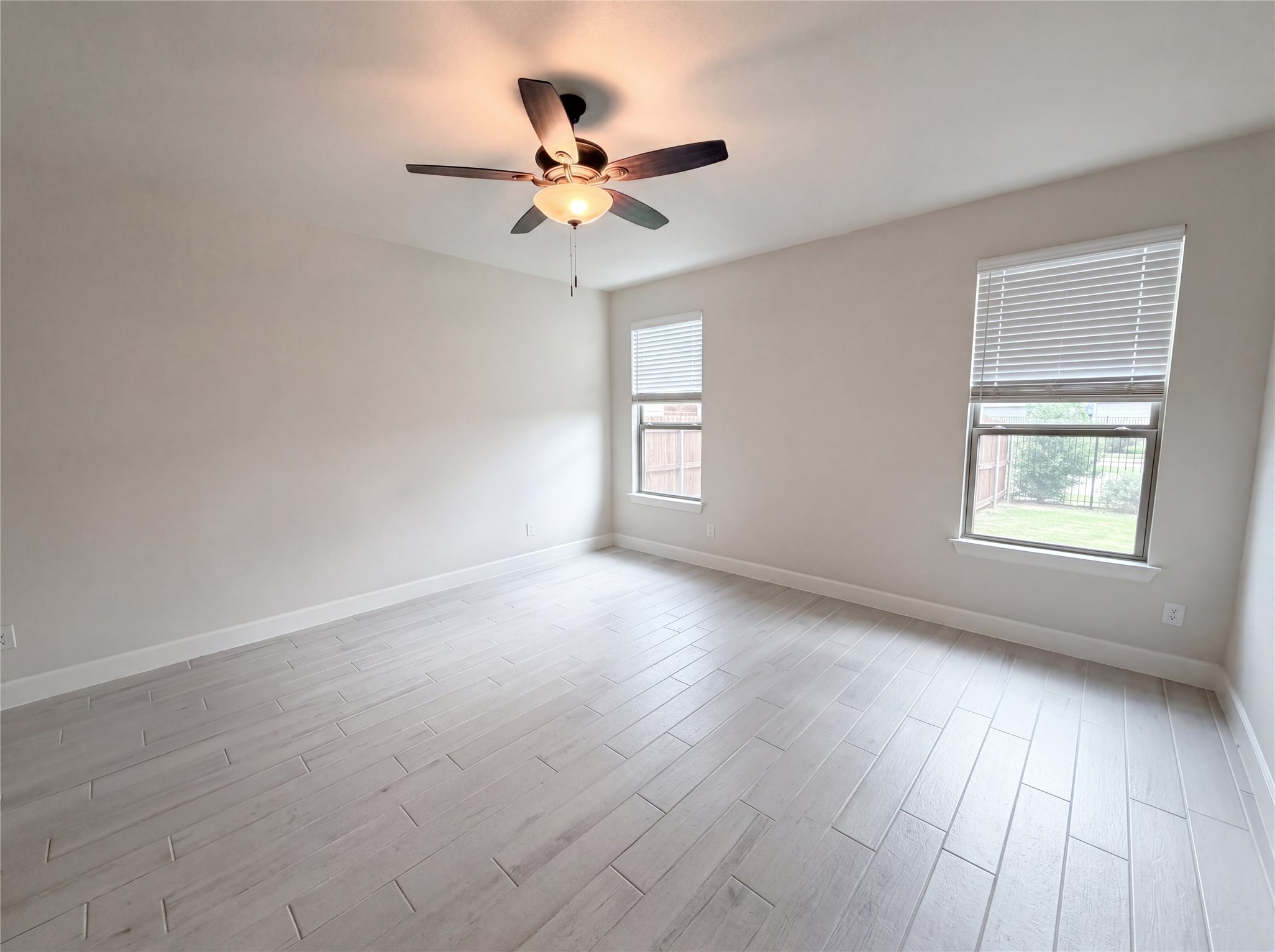 612 Wood Brook Lane Burleson TX 76028
