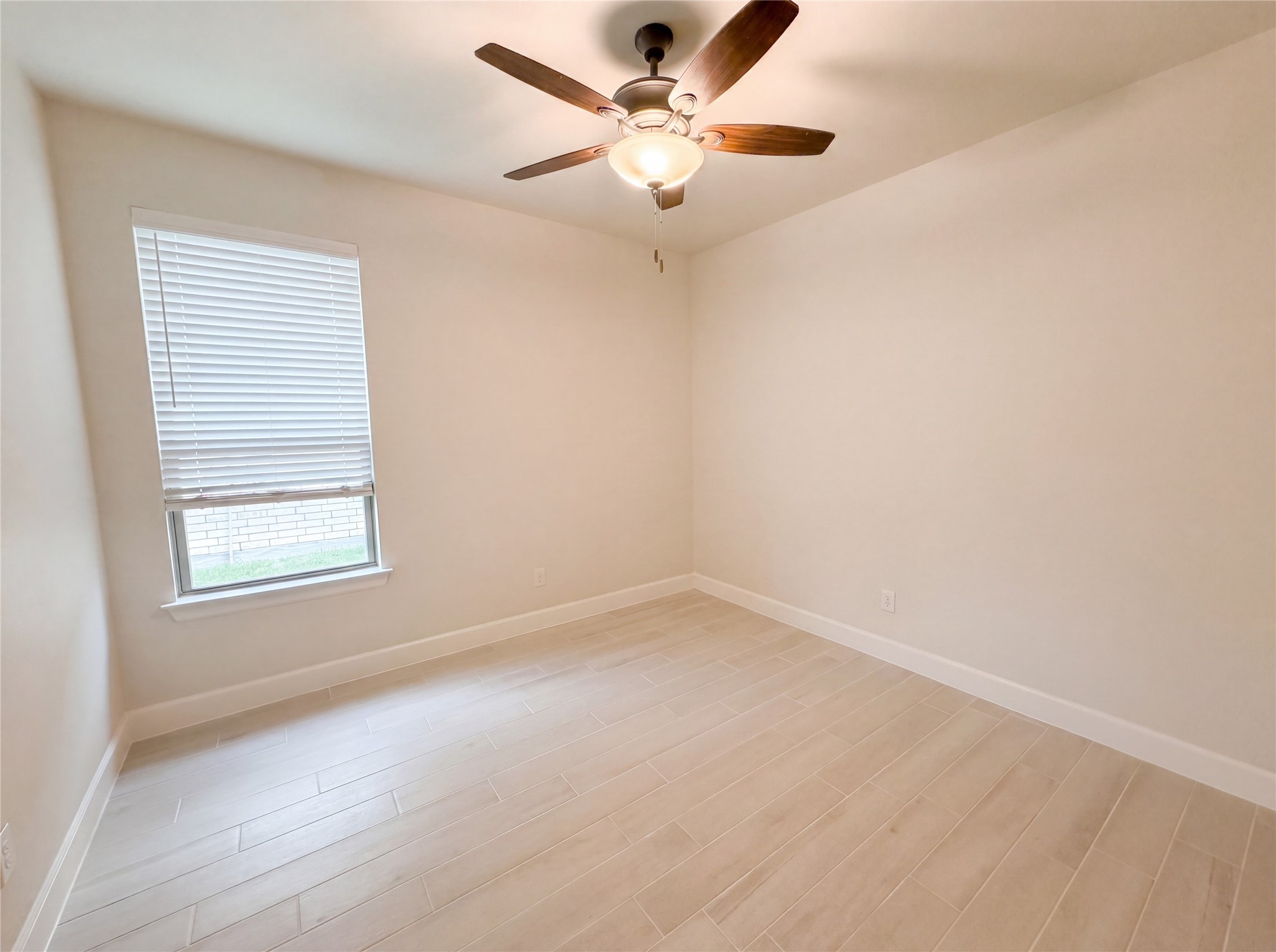 612 Wood Brook Lane Burleson TX 76028