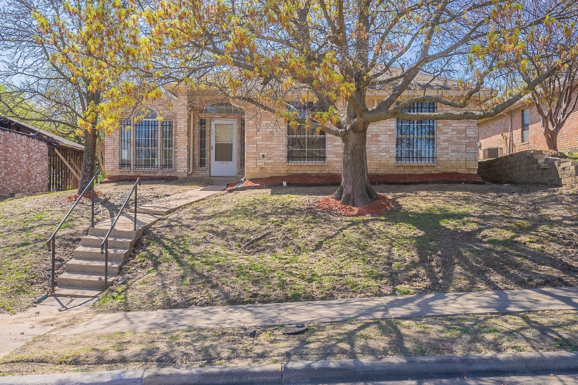 12652 Ridgeside Drive Balch Springs TX 75180