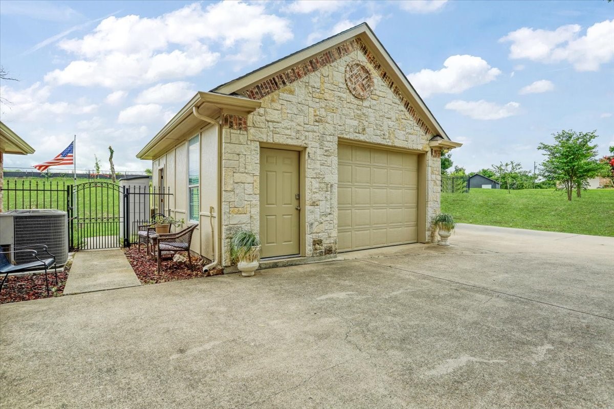 416 Hurricane Creek Circle Anna TX 75409