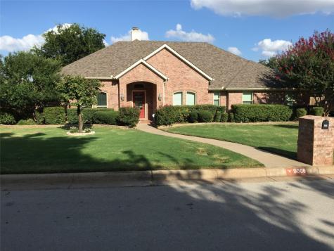 9008 Hunters Glen Trail Fort Worth TX 76120