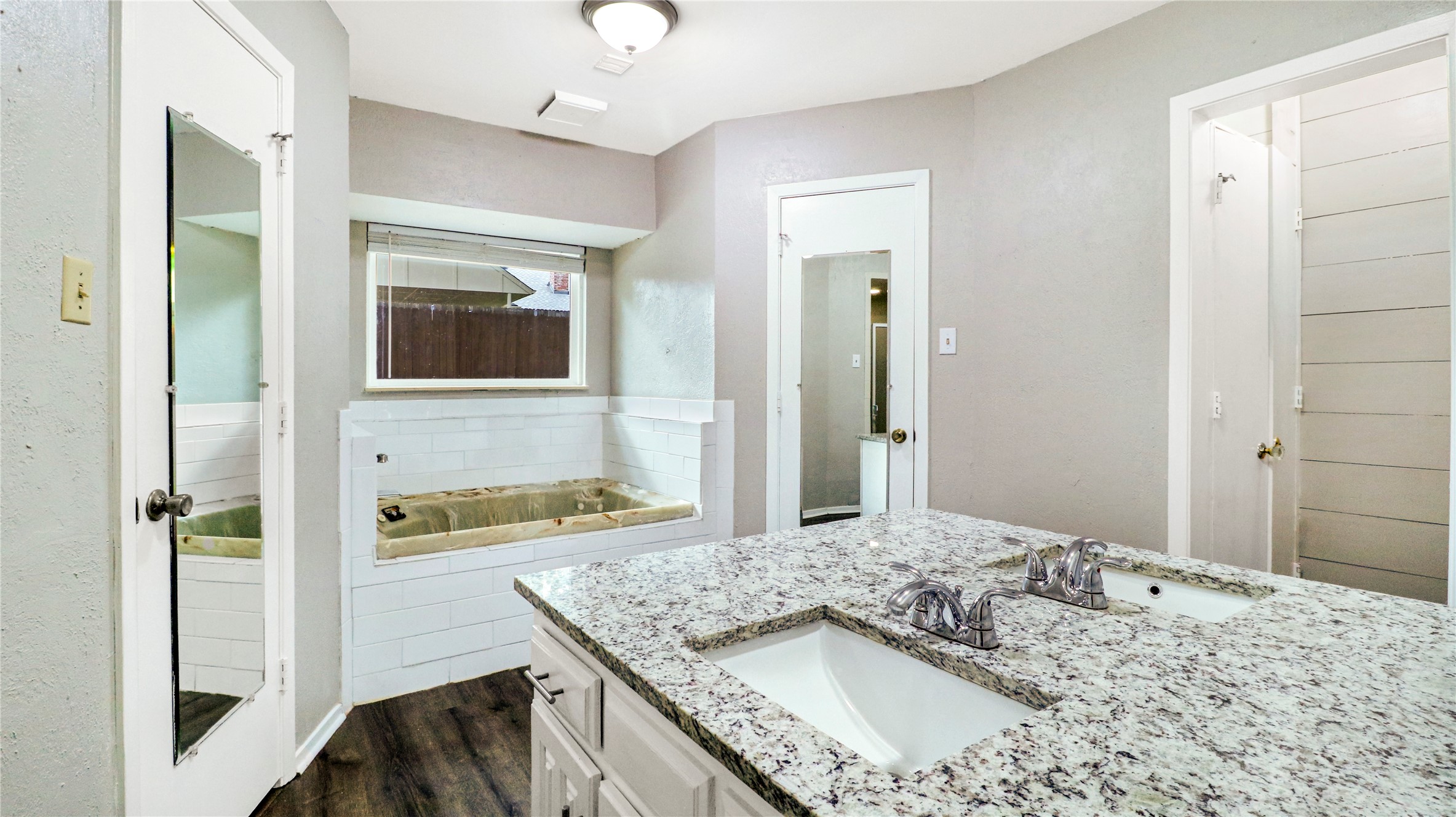 4517 Willow Bend Drive Arlington TX 76017