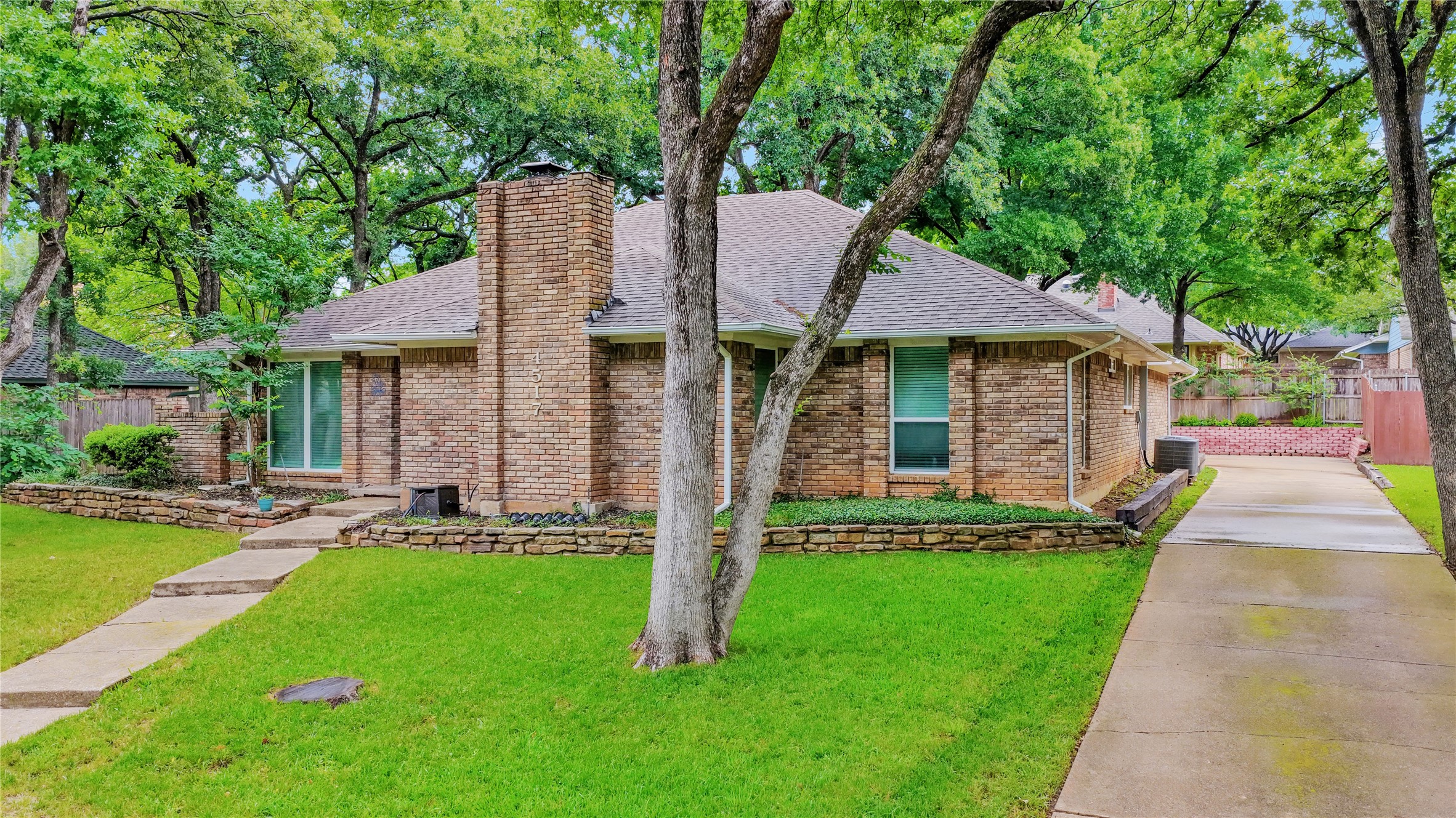 4517 Willow Bend Drive Arlington TX 76017