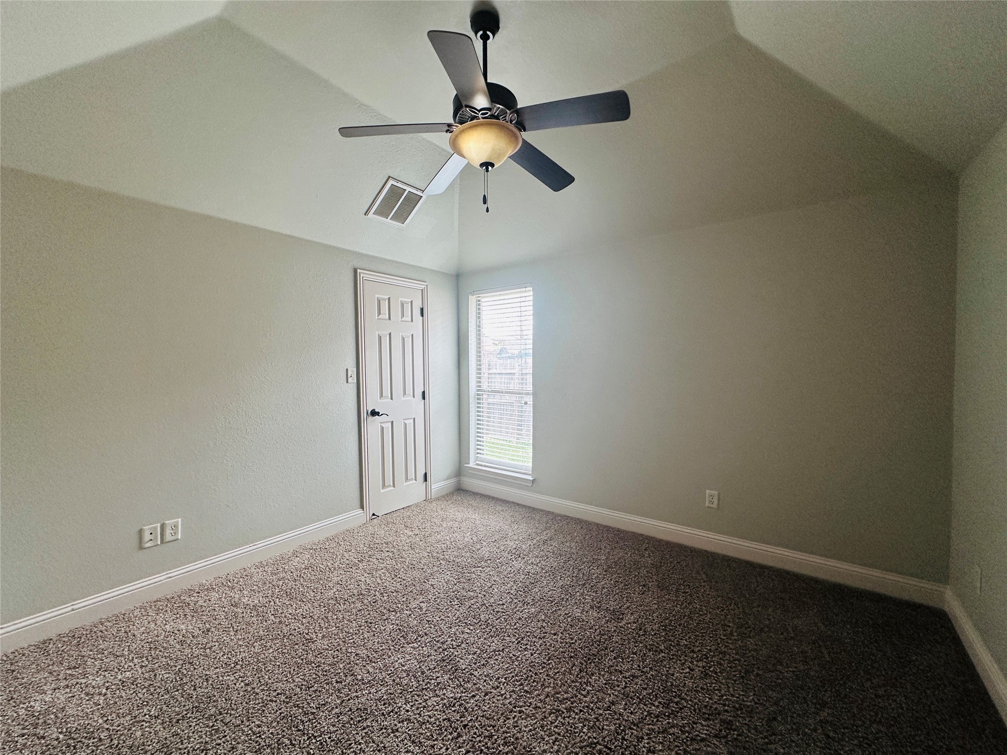 802 Wandering Court Granbury TX 76049