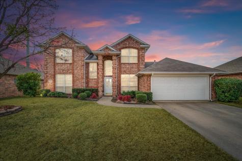 2713 Crystal Glenn Circle Hurst TX 76054