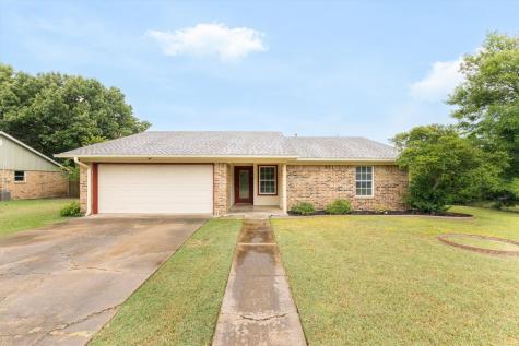 223 Diane Drive Sanger TX 76266