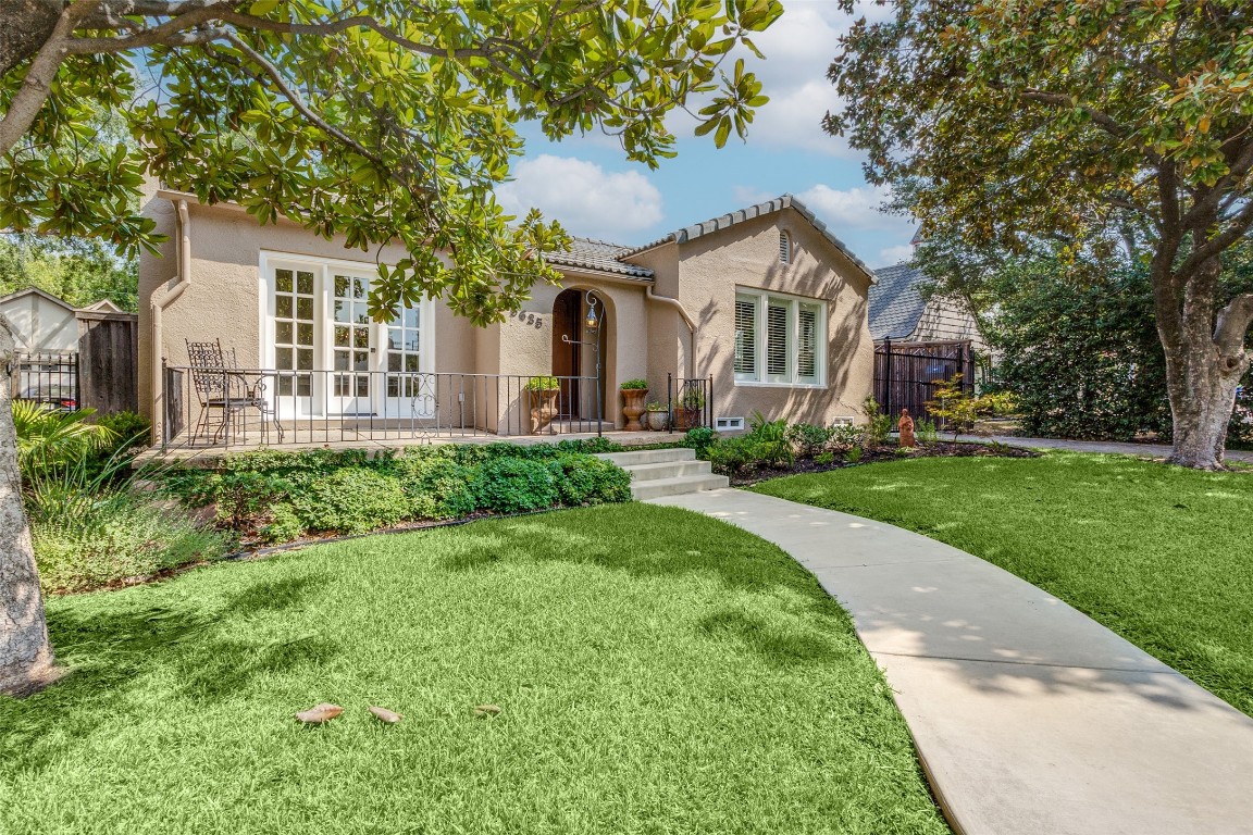 5635 Mercedes Avenue Dallas TX 75206