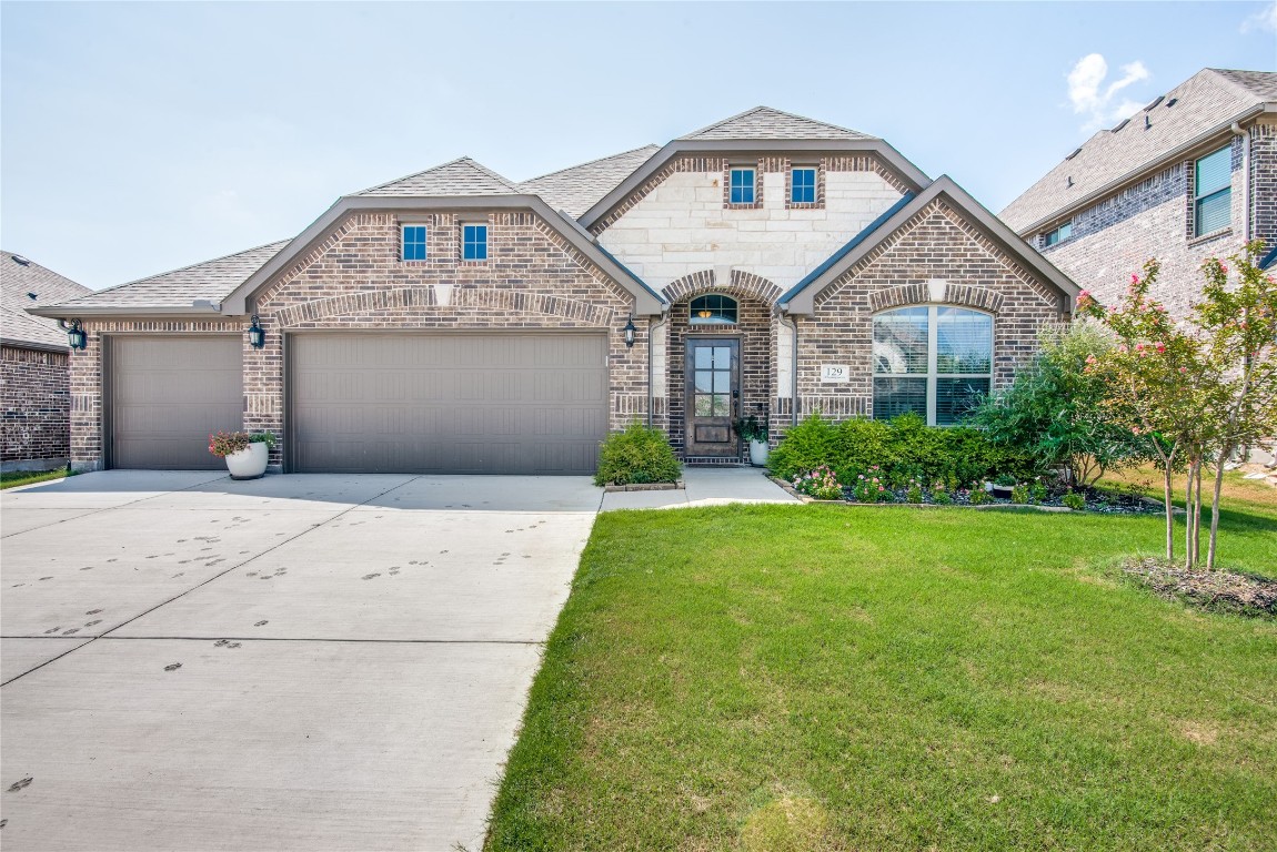 129 Thompson Drive Van Alstyne TX 75495
