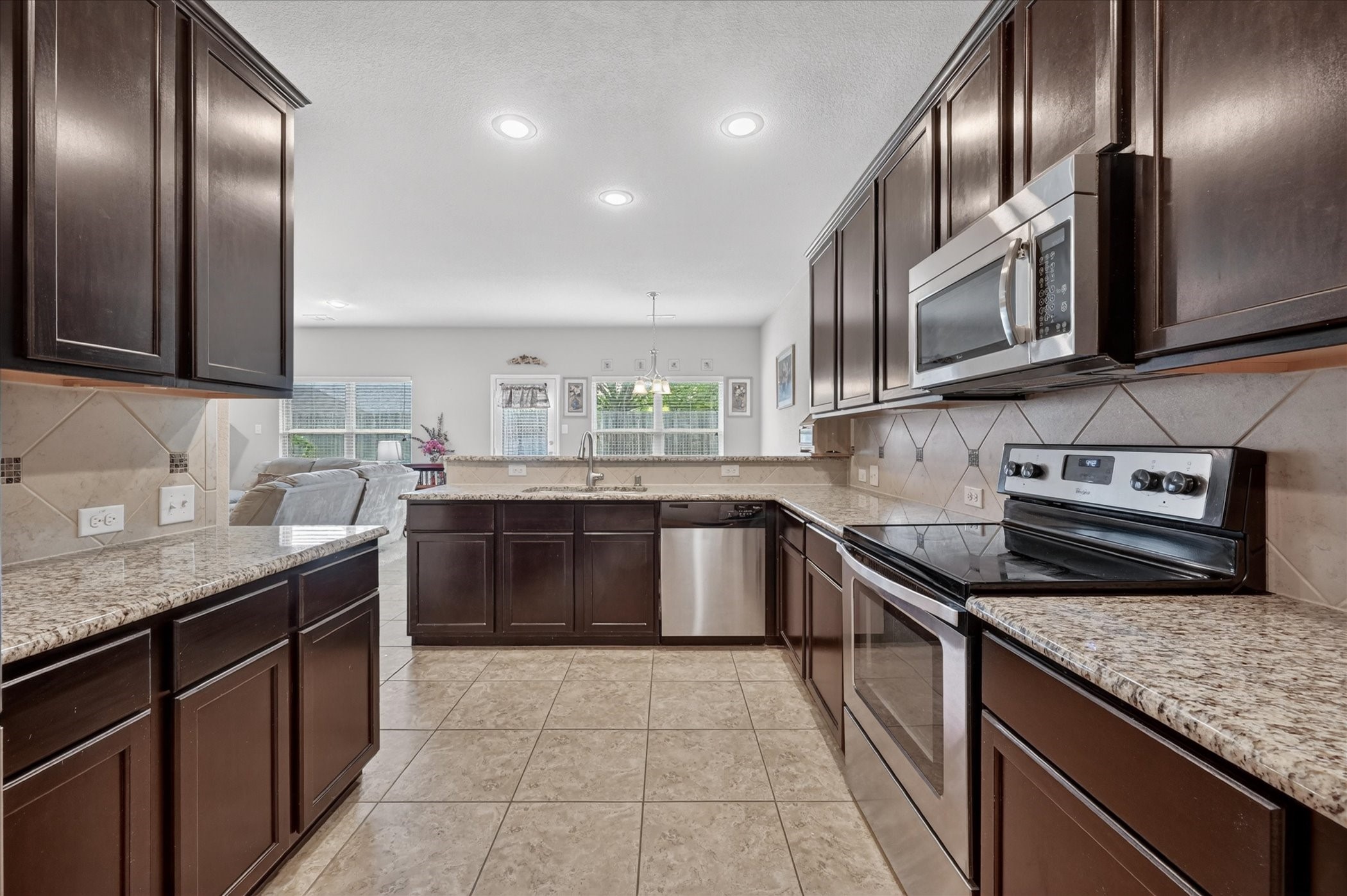 5920 Ivy Glen Drive Grand Prairie TX 75052