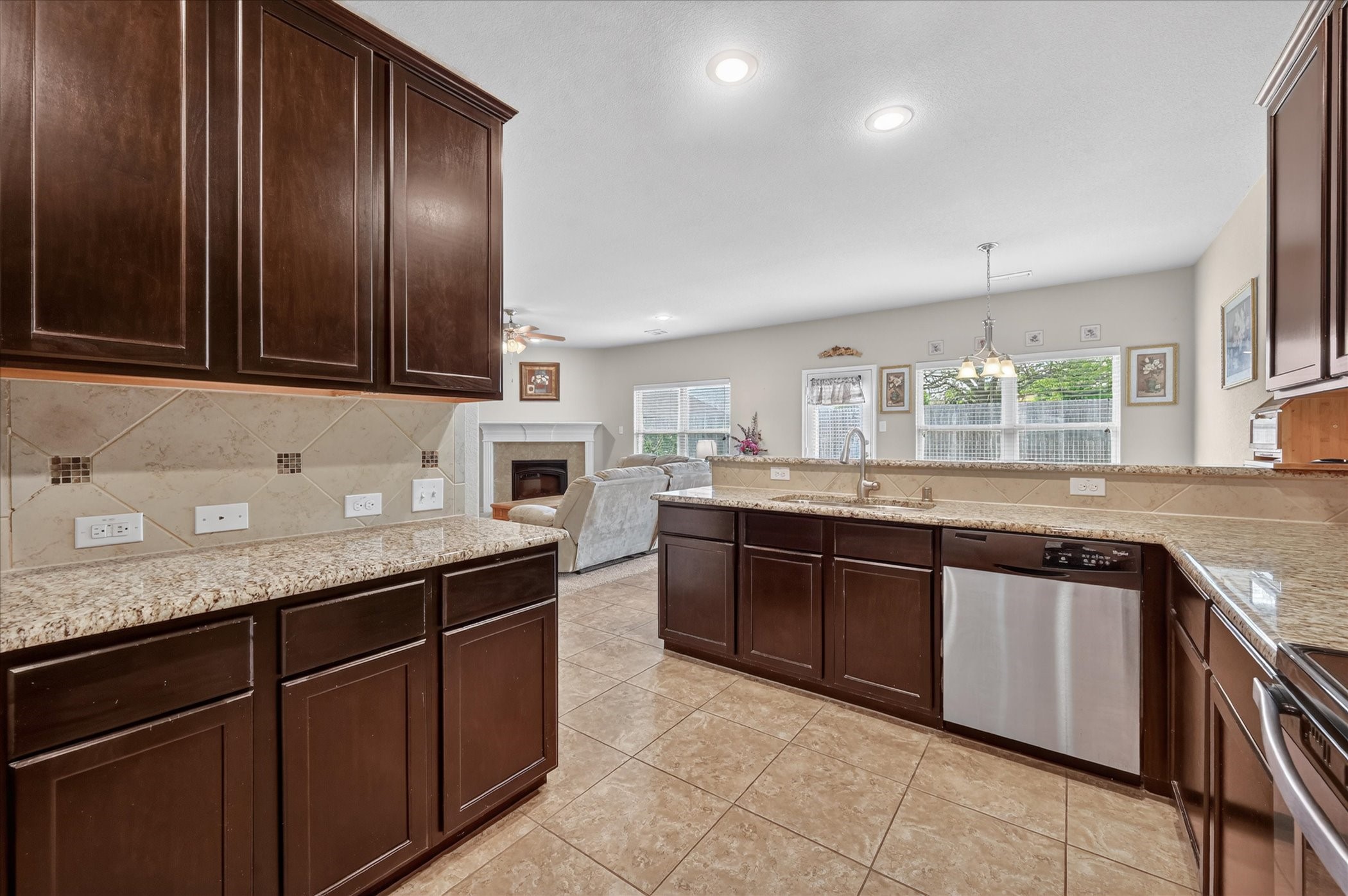5920 Ivy Glen Drive Grand Prairie TX 75052