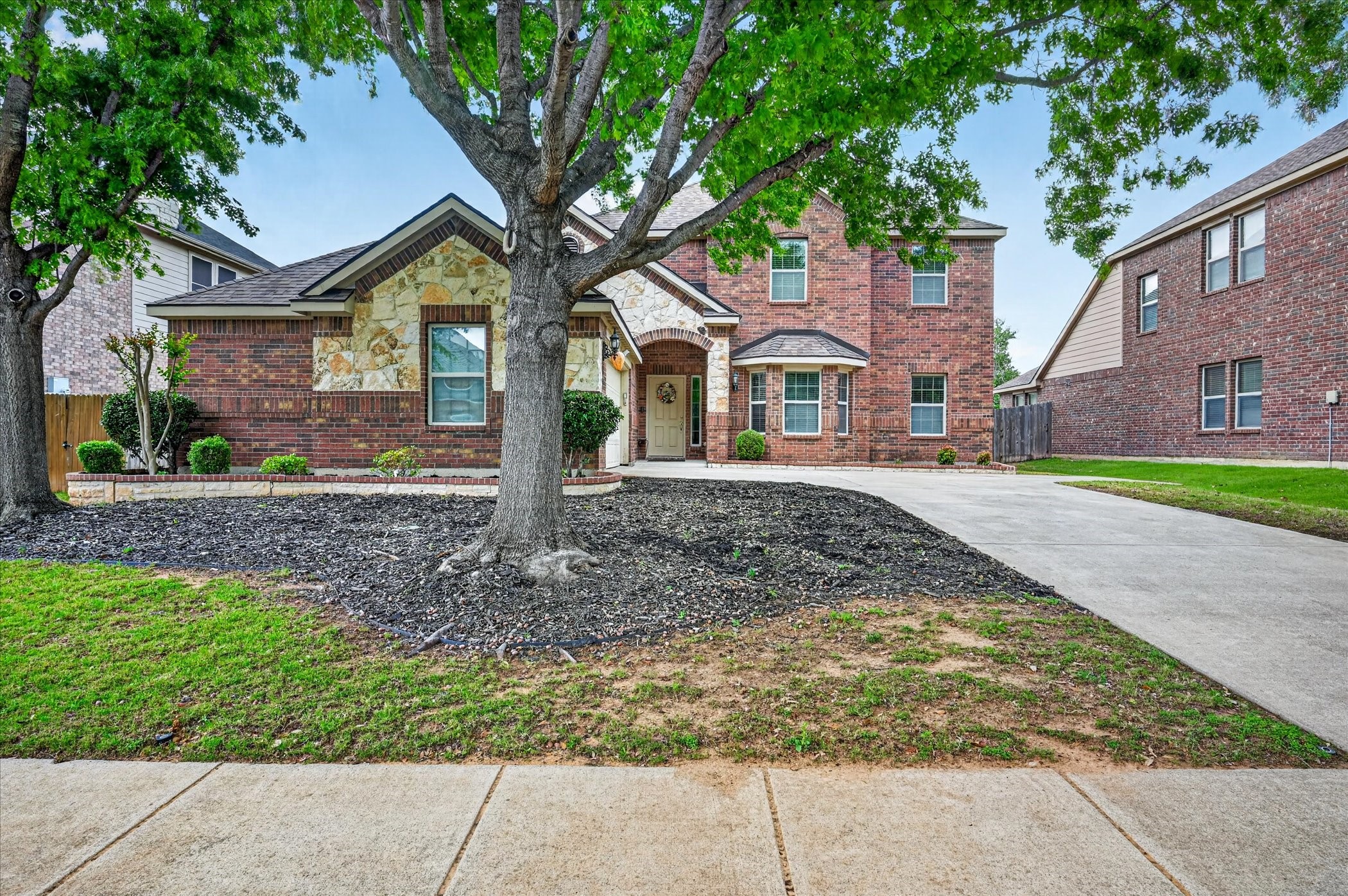 5920 Ivy Glen Drive Grand Prairie TX 75052