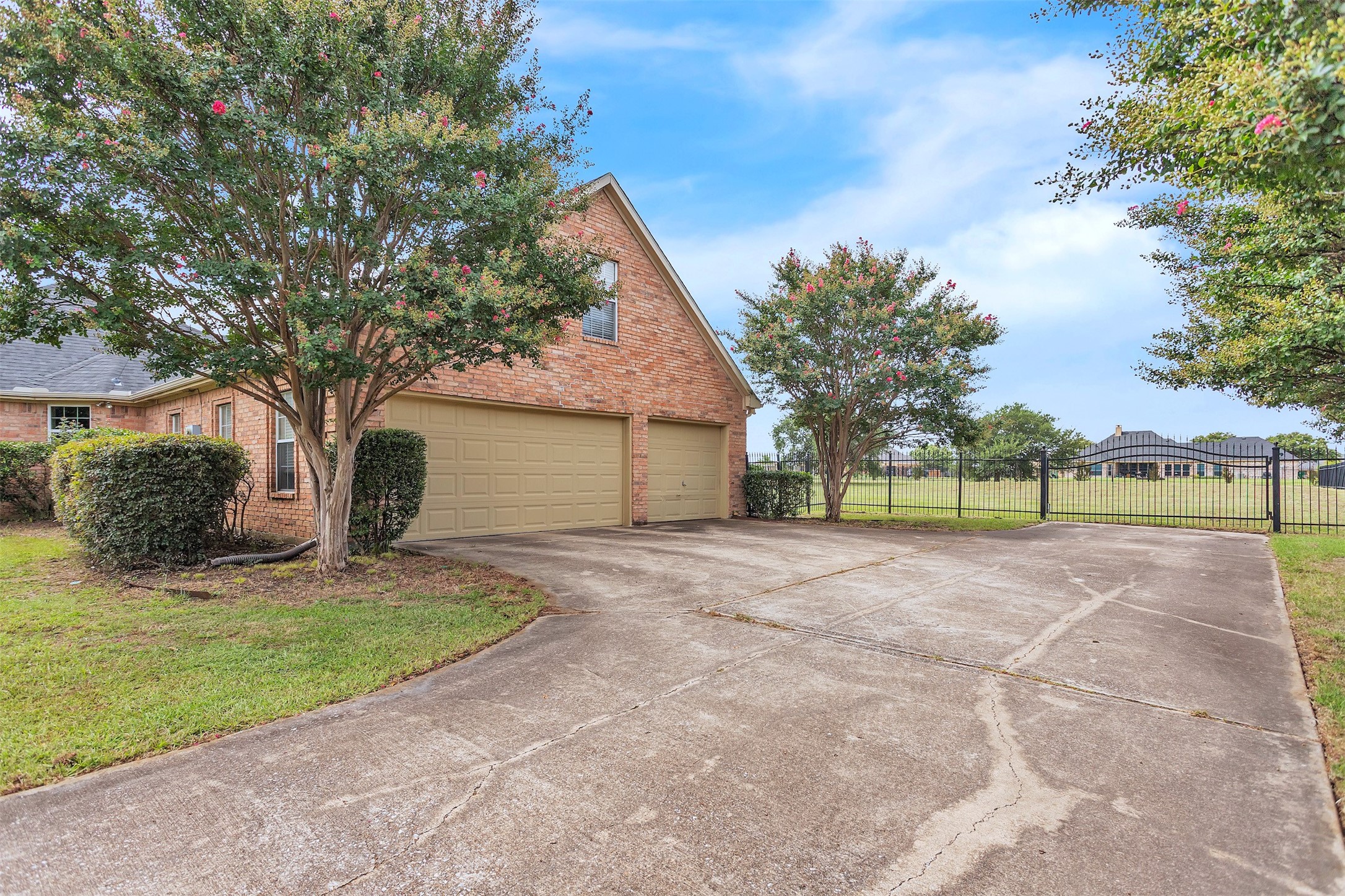 1200 E Remington Park Drive Talty TX 75160