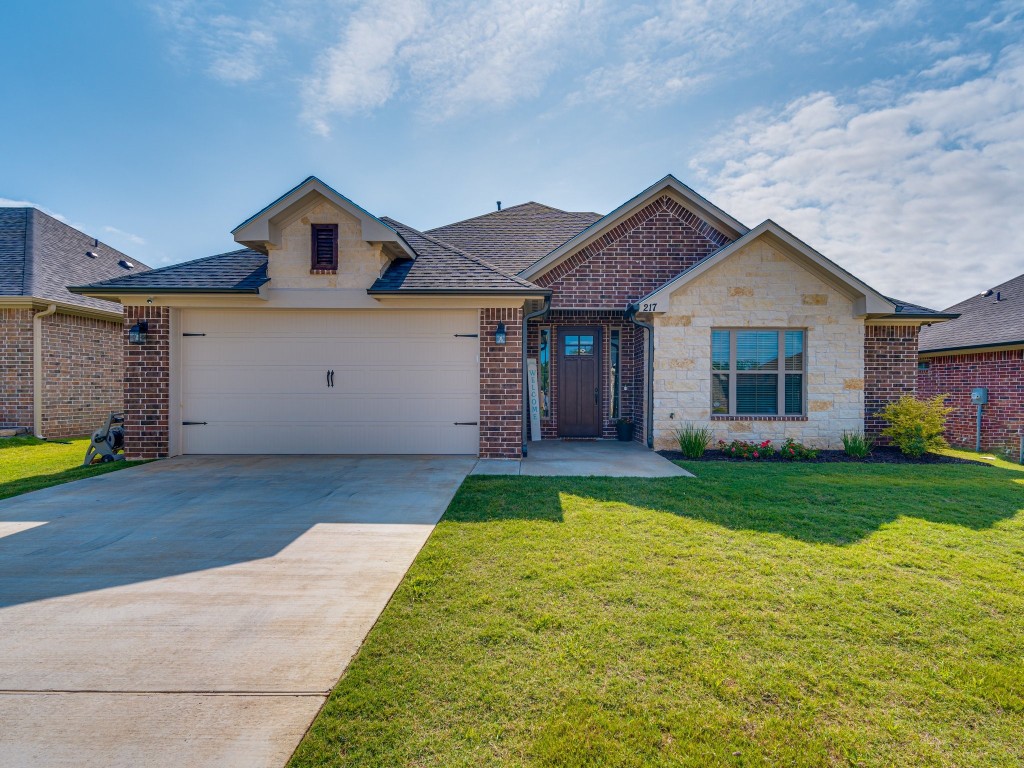 217 Patience Avenue Lindale TX 75771