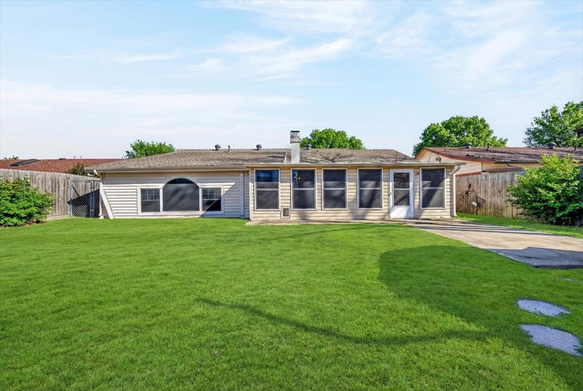 725 Melinda Drive Mesquite TX 75149