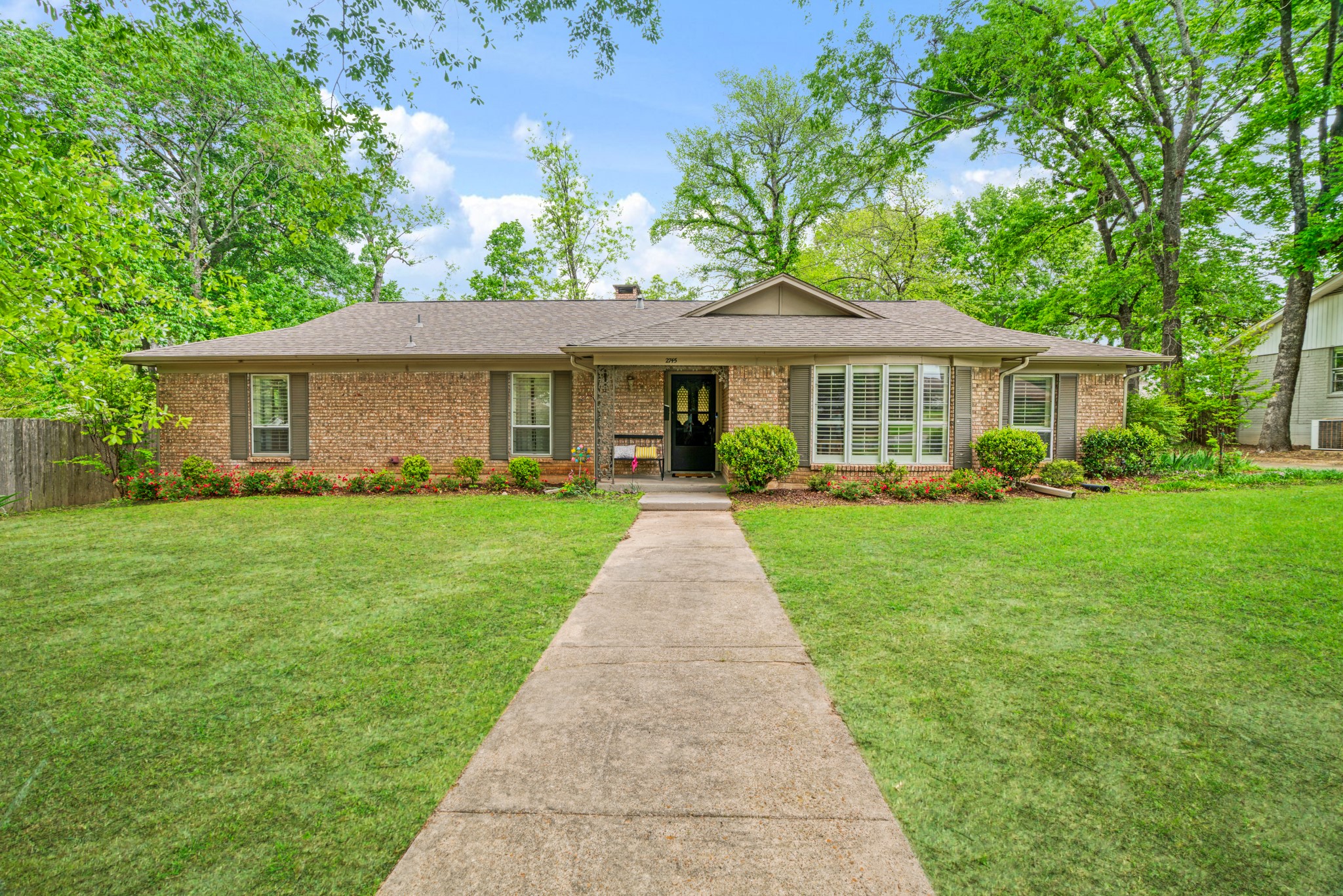 2745 Simpson Street Paris TX 75460