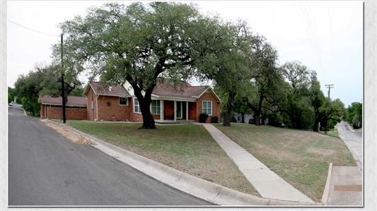507 W North Avenue Lampasas TX 76550