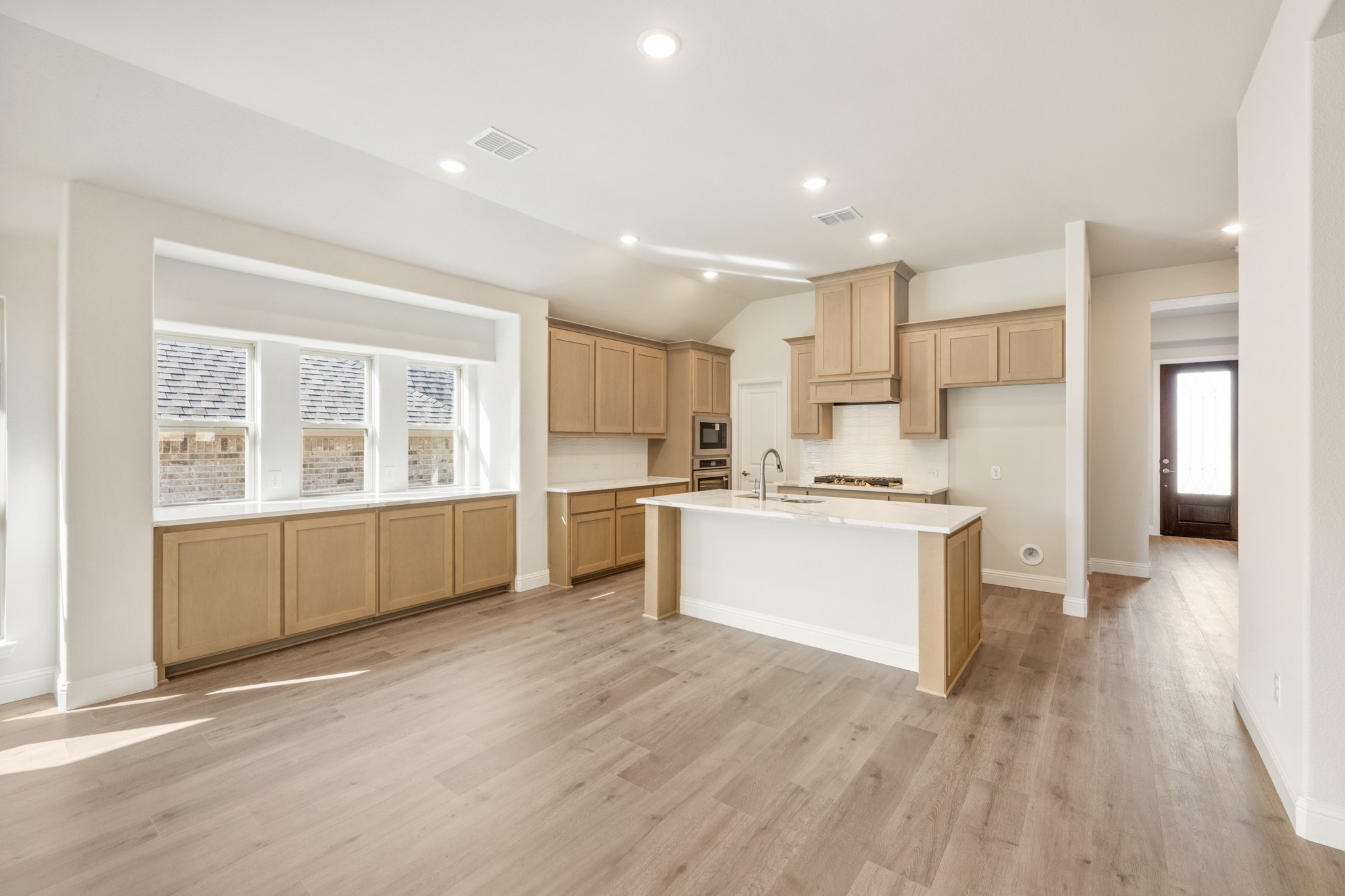 210 Comanche Trail Alvarado TX 76009