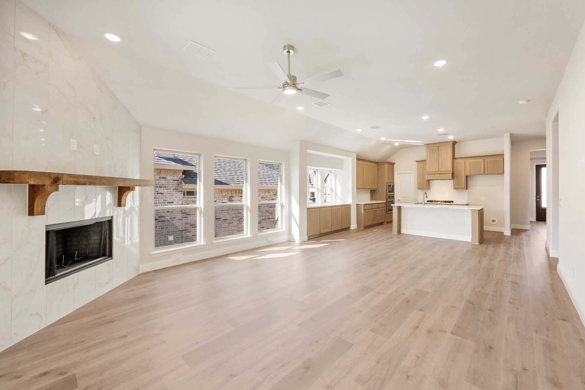 210 Comanche Trail Alvarado TX 76009