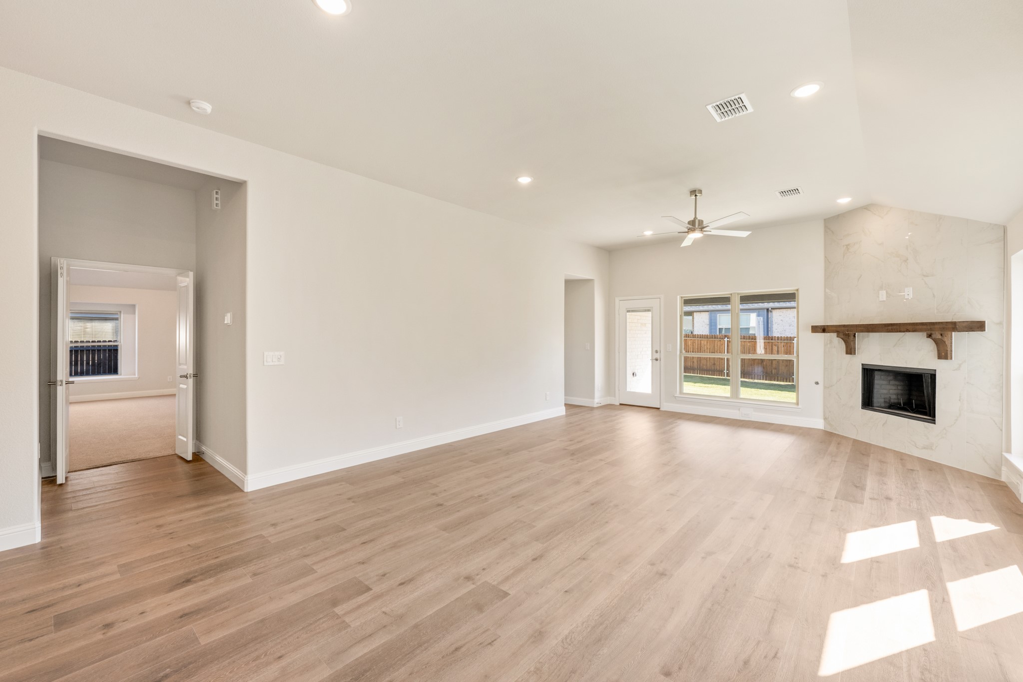 210 Comanche Trail Alvarado TX 76009