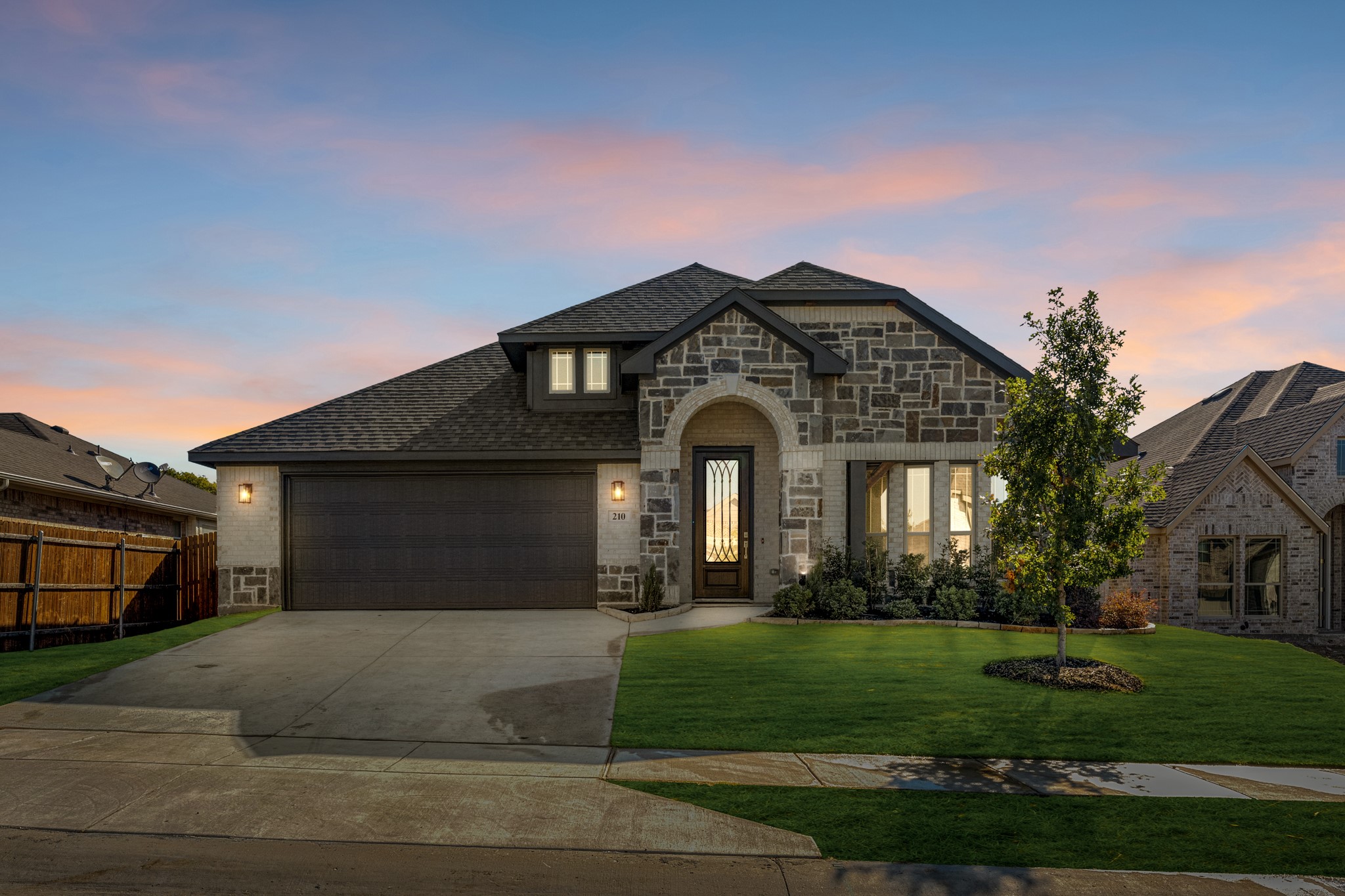 210 Comanche Trail Alvarado TX 76009