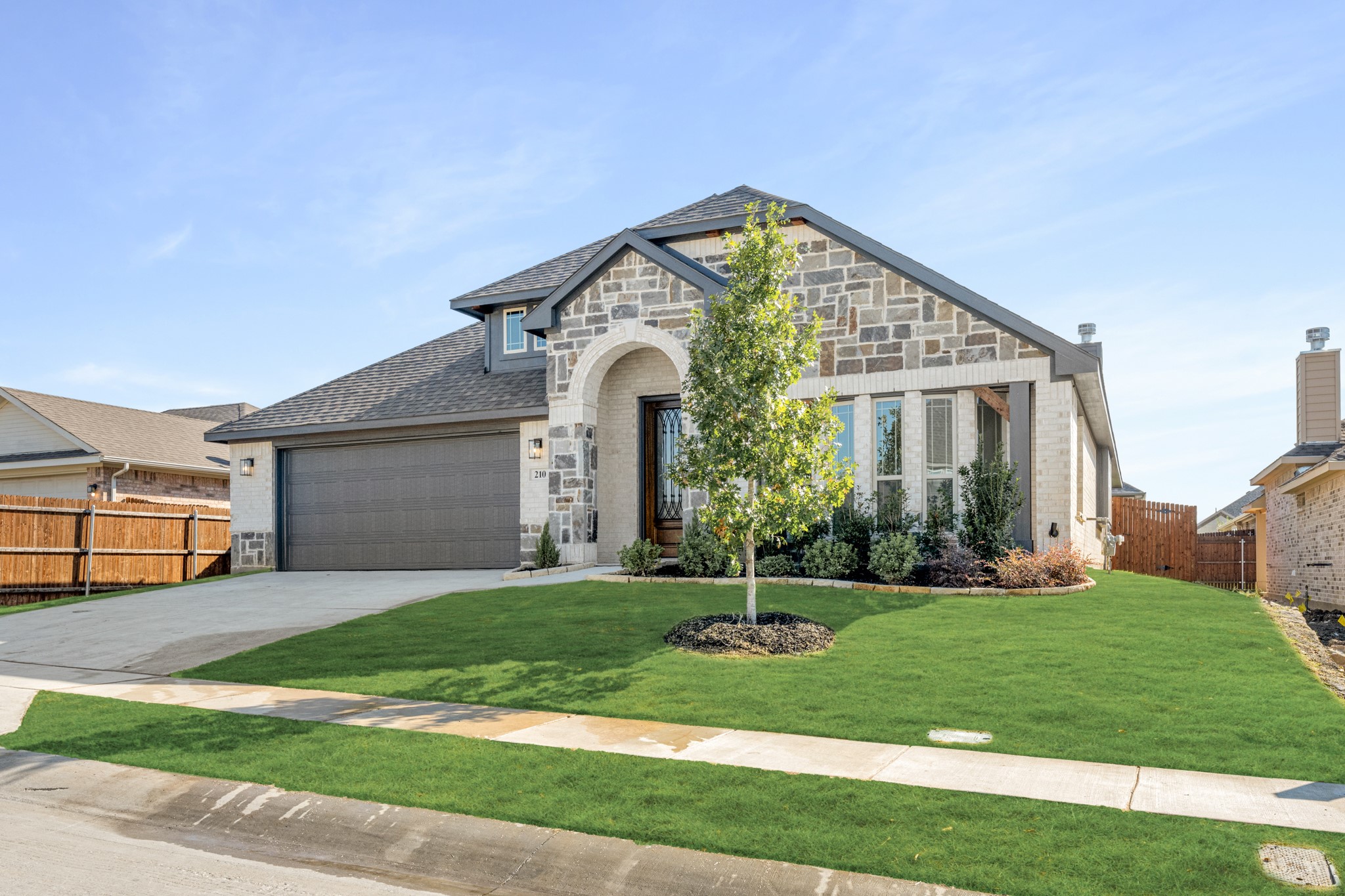 210 Comanche Trail Alvarado TX 76009
