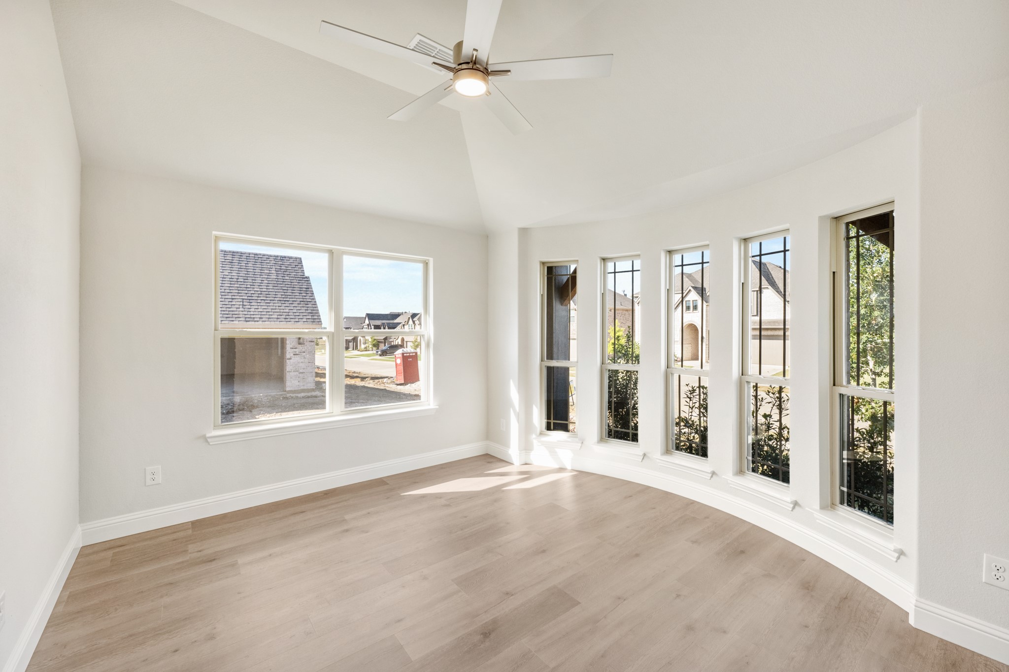 210 Comanche Trail Alvarado TX 76009