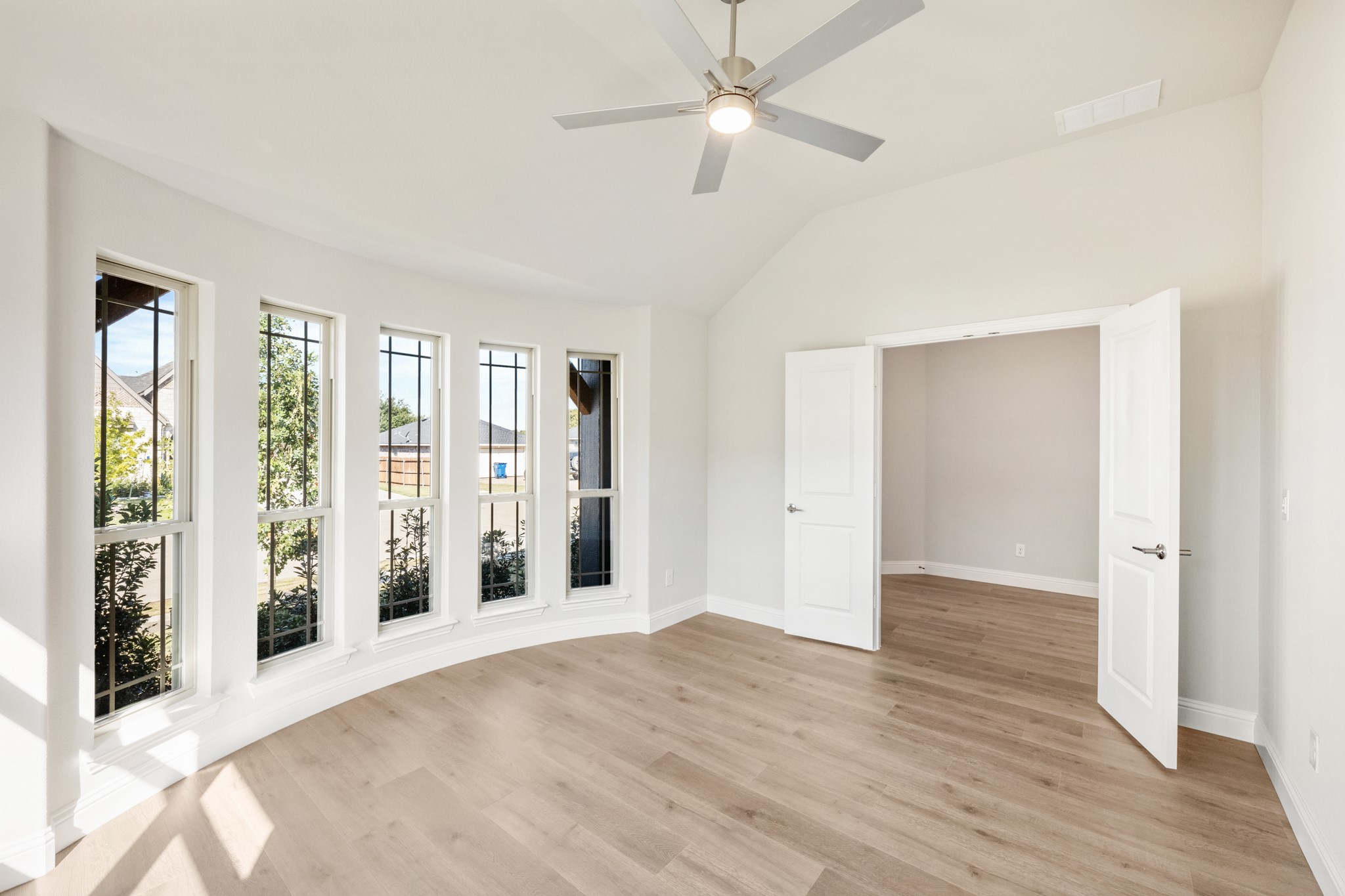 210 Comanche Trail Alvarado TX 76009